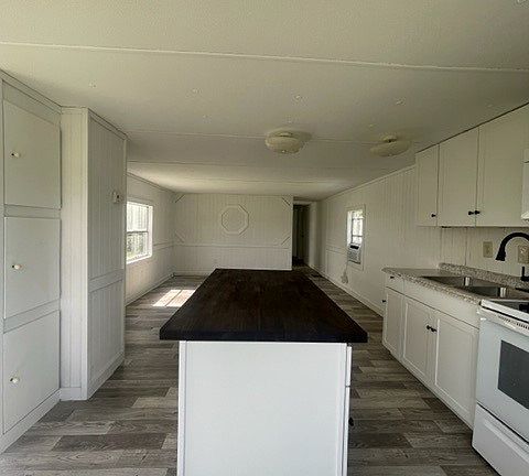 5th image of 3245 E Main St #8