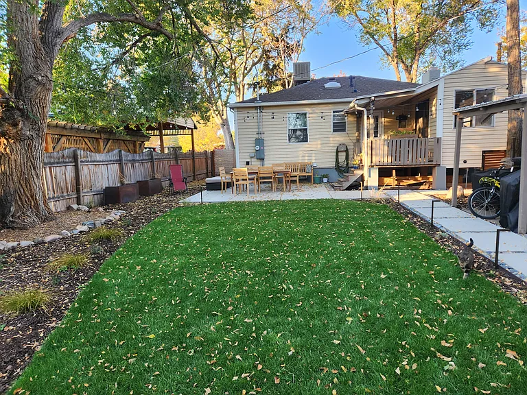 842 E Stratford Ave #A — Photo 1