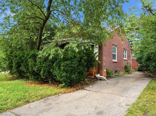 18262 Lindsay St, Detroit, MI 48235