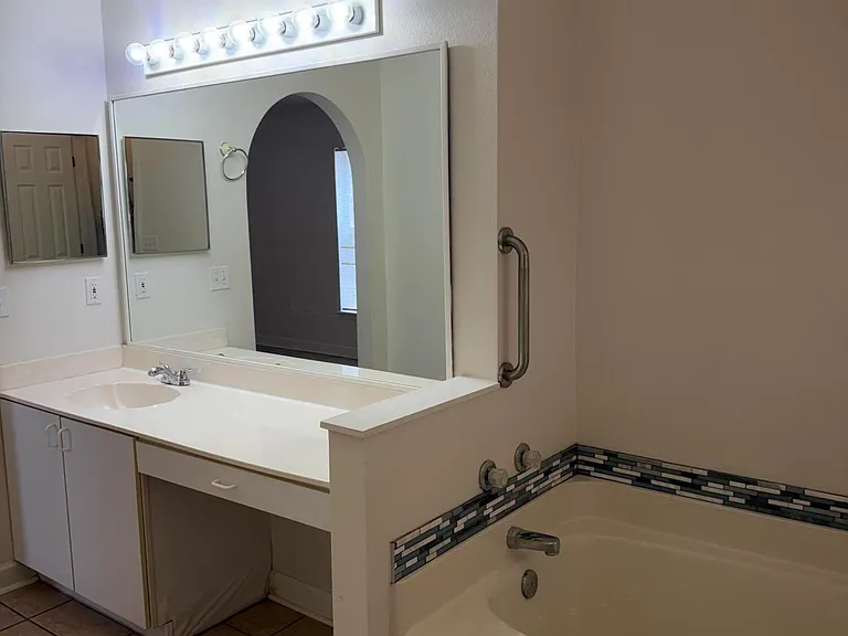 3133 Cauthen Creek Dr — Photo 9