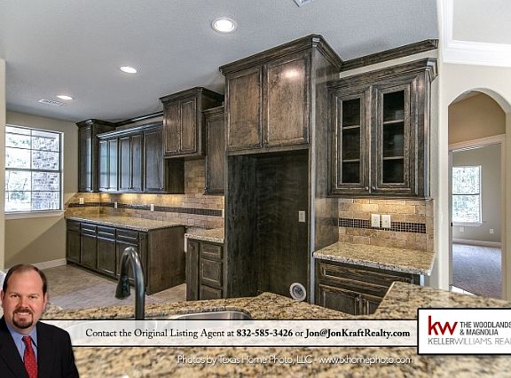 4th image of 11047 Crawford Cir