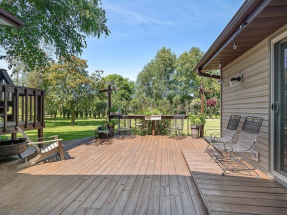 5th image of 1327 N 11th Pl