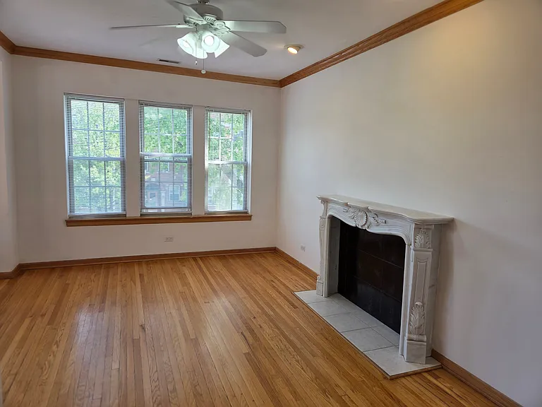 1352 W Jarvis Ave #2 — Photo 1