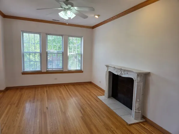 1348 W Jarvis Ave APT 3, Chicago, IL 60626