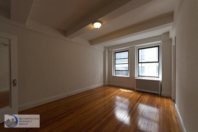 2nd image of 145 W 55th St APT 5B