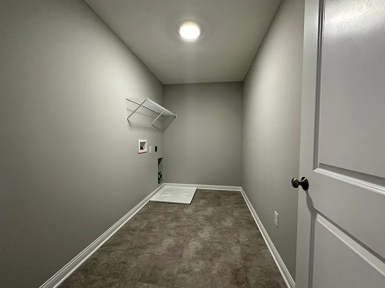 7083 Fenwick St NW — Photo 18