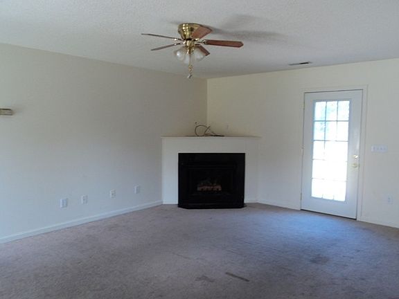 5th image of 117 E Ivybridge Dr