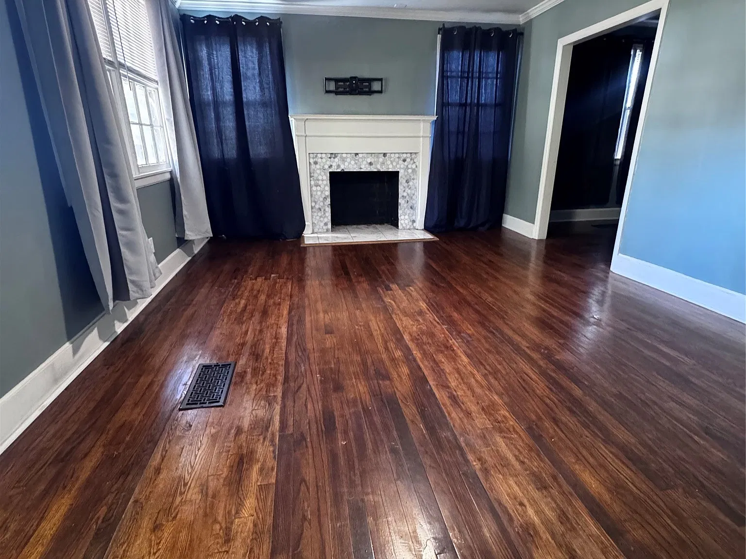 2 bed, 1.0 bath, 1025 sqft, $1,100 — Photo 4