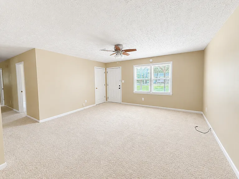 3260 Ridgecrest Dr — Photo 23