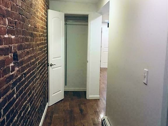 4th image of 1091 Herkimer St #1