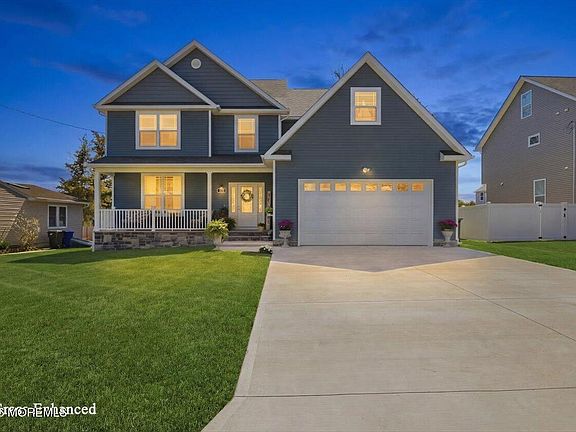 2nd image of 136 Lilac Drive