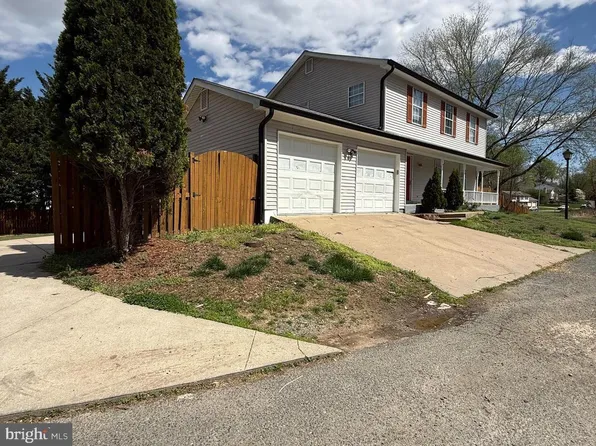 18130 Tebbs Ln, Dumfries, VA 22026