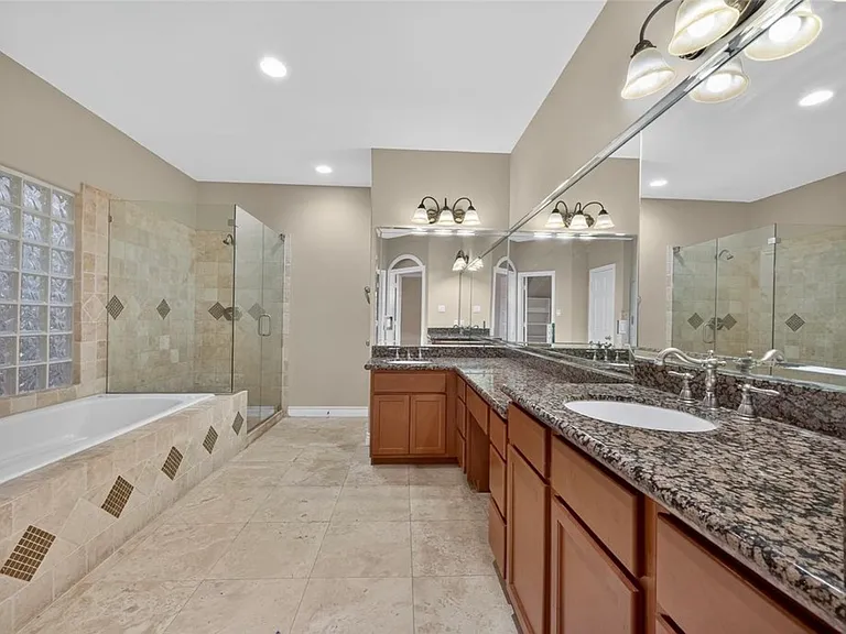 1001 Stanford St — Photo 15