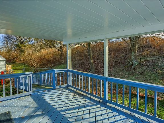 3rd image of 5035 Bear Run Rd