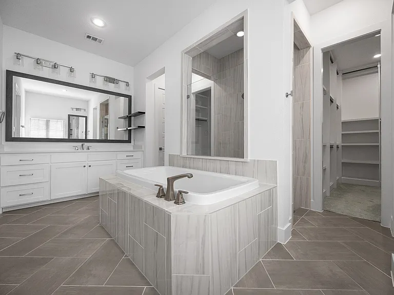 1611 Cottonwood Trl — Photo 19
