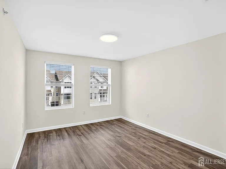 728 Station Rd — Photo 12