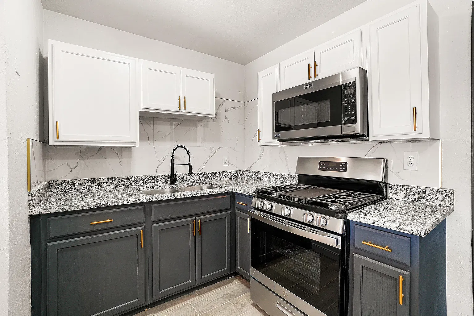 5216 Capistrano Dr — Photo 4