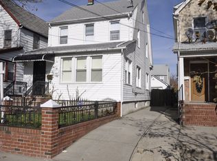 21515 112th Ave, Queens Village, NY 11429