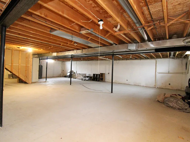 14777 Cavell St — Photo 23