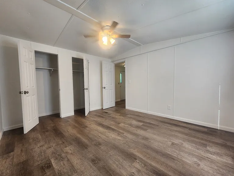 1559 Perry St SE — Photo 21