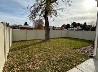 5298 S Ridgeline Dr, Washington Terrace, UT 84405