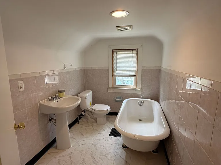 91 Waterly Ave — Photo 12
