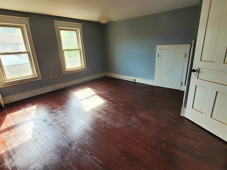 601 Front St #A — Photo 5