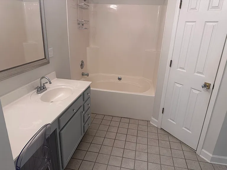 1014 Winterberry Cir — Photo 11