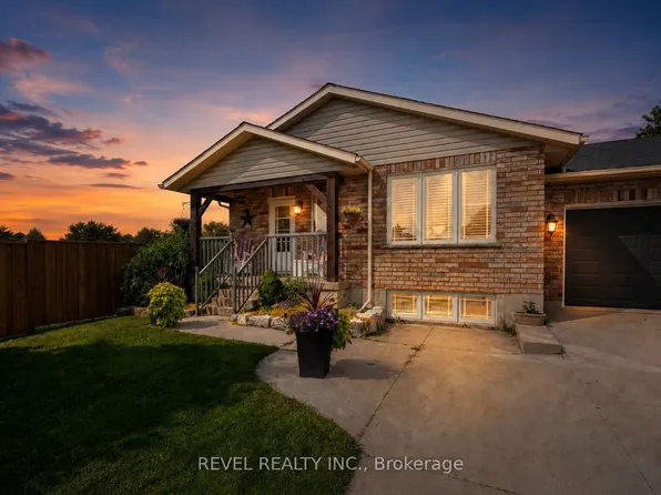 771 Princess St, Wellington North, ON N0G 2L3