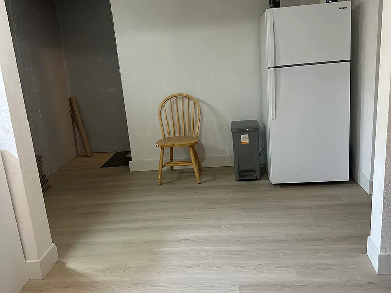 8831 Hooker Way — Photo 5