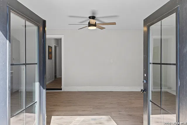 1 bed, 1.0 bath, 550 sqft, $1,300 — Photo 2