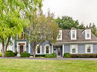 5245 Hilltop Rd, Long Grove, IL 60047