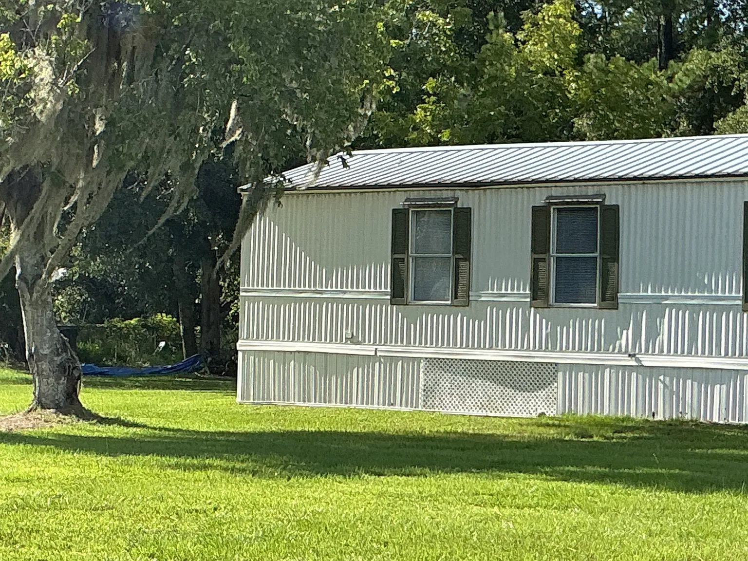 3 bed, 1100 sqft, $1,200 — Photo 3