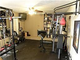3rd image of 424 Gleneagles Dr