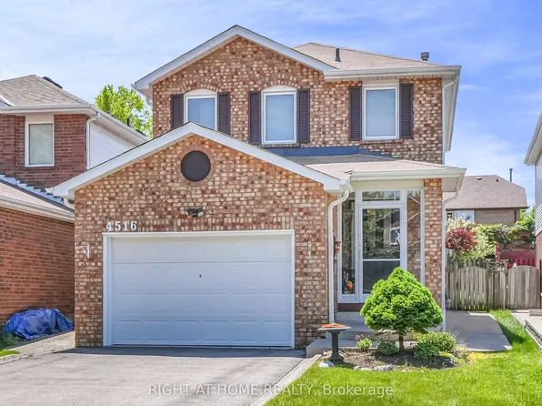 4516 Donegal Dr, Mississauga, ON L5M 4G9