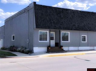 111 E 1st St, Janesville, MN 56048
