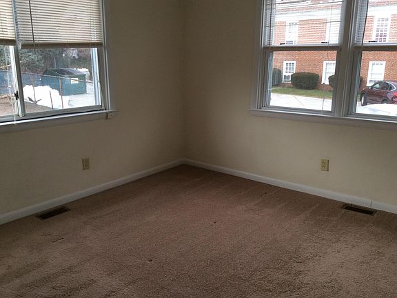3rd image of 732 Childs Ave #C