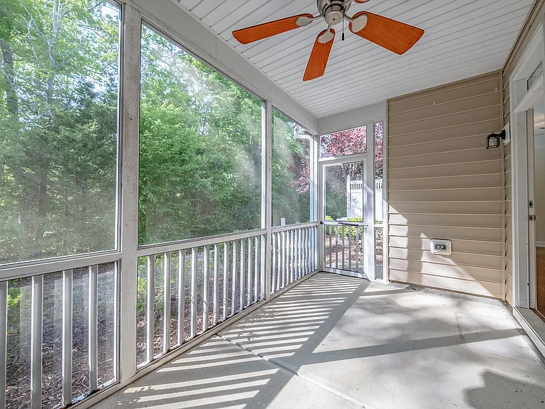 2324 Pindos Dr — Photo 15