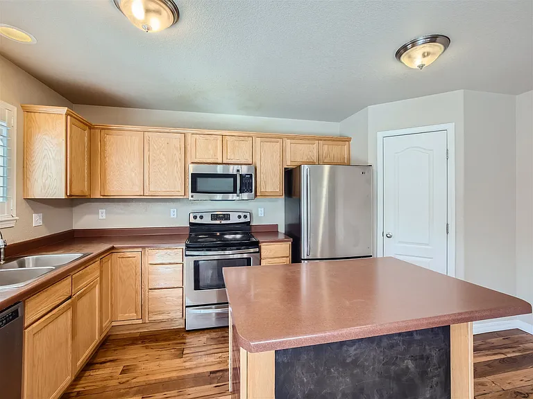11530 Hibiscus Ln — Photo 6