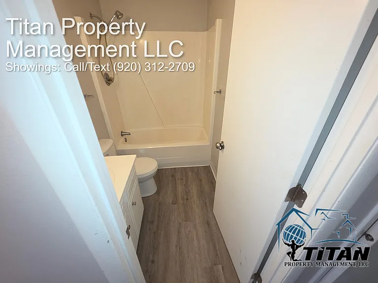 4300 Medard Pl #14 — Photo 4
