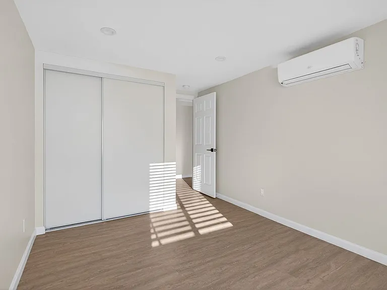 1751 Cabrillo Ave — Photo 25
