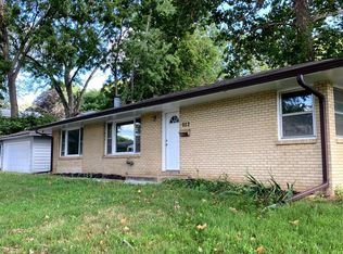 922 Southdale Dr, Des Moines, IA 50315