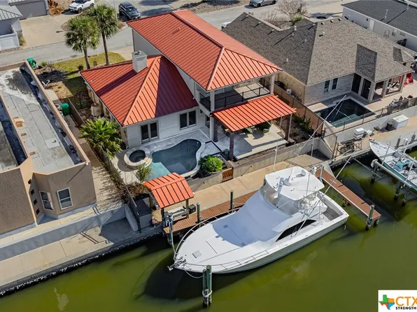 114 Sailfish Ct, Aransas Pass, TX 78336