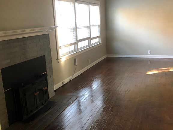4th image of 4710 N Arthur Ave