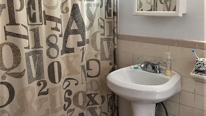 Rented by Nooklyn NYC LLC | media 44