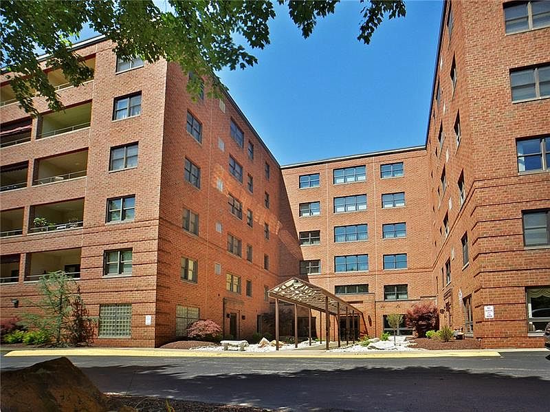 1st image of 3885 Brookside Ln APT 304