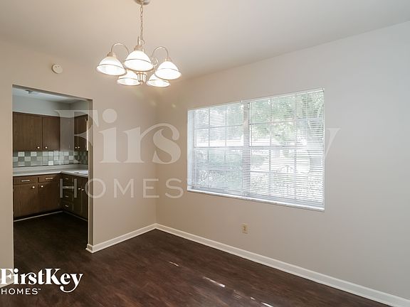 5th image of 11103 N 19th St