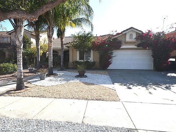 3rd image of 2293 Murrieta Rd