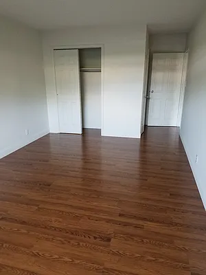 Rented by Max & Associates Realty Corp | media 7