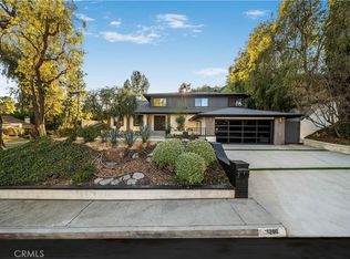 17200 Luverne Pl, Encino, CA 91316